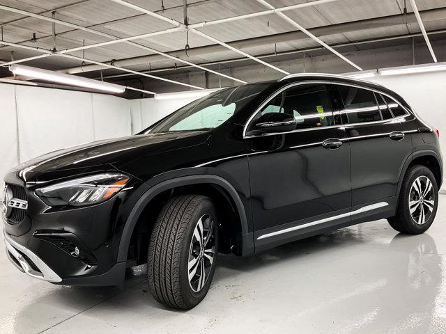 new 2025 Mercedes-Benz GLA 250 car, priced at $46,620