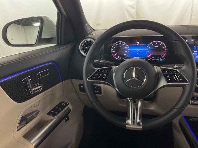 new 2025 Mercedes-Benz GLA 250 car, priced at $44,845