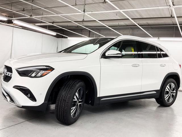 new 2025 Mercedes-Benz GLA 250 car, priced at $44,845