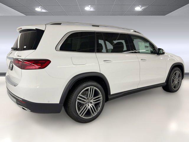 new 2026 Mercedes-Benz GLS 450 car