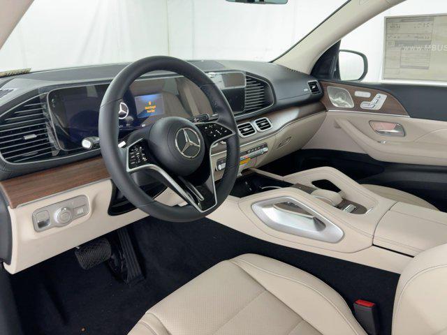 new 2026 Mercedes-Benz GLS 450 car