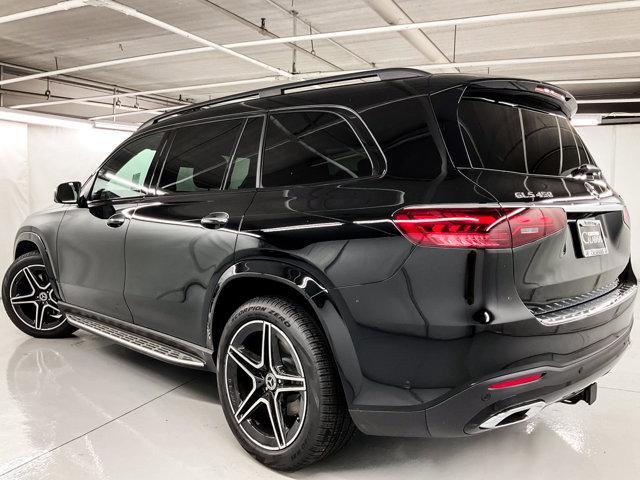 new 2025 Mercedes-Benz GLS 450 car