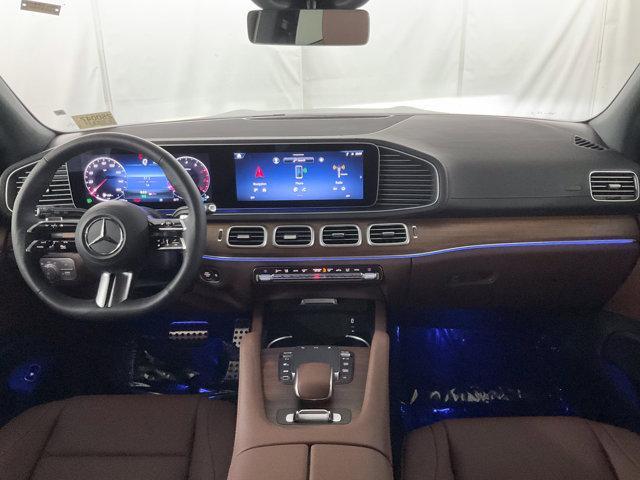 new 2025 Mercedes-Benz GLS 450 car