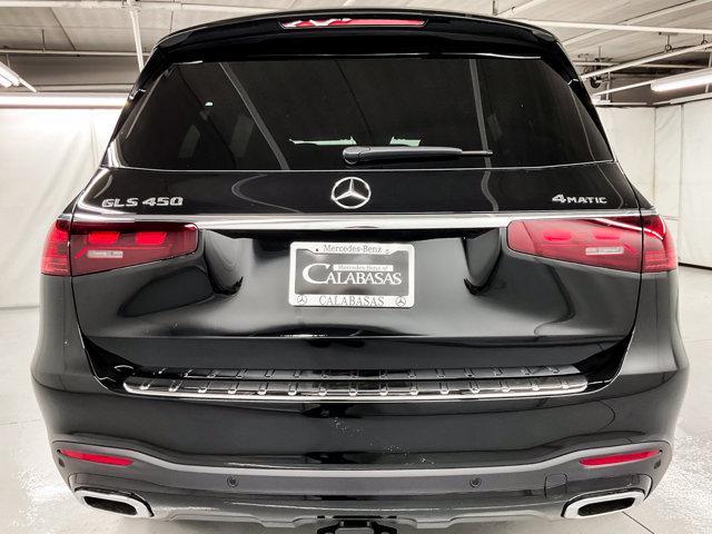 new 2025 Mercedes-Benz GLS 450 car