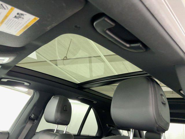 used 2022 Mercedes-Benz GLE 450 car, priced at $47,999