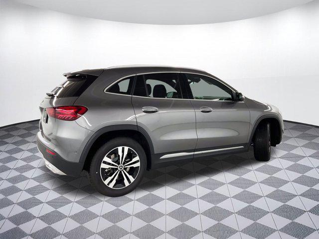 new 2025 Mercedes-Benz GLA 250 car, priced at $48,020