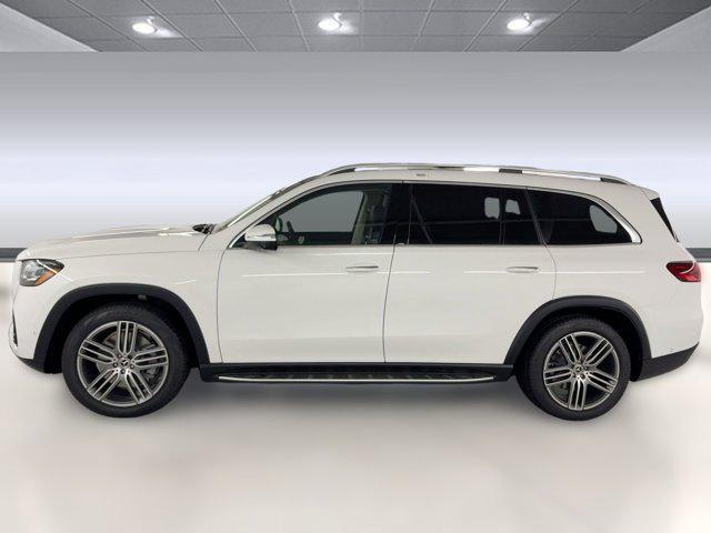 new 2026 Mercedes-Benz GLS 450 car