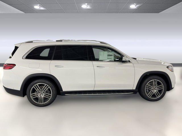 new 2026 Mercedes-Benz GLS 450 car