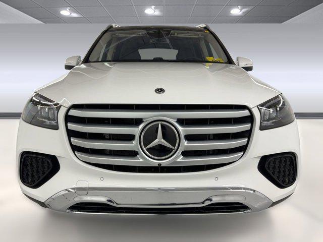 new 2026 Mercedes-Benz GLS 450 car