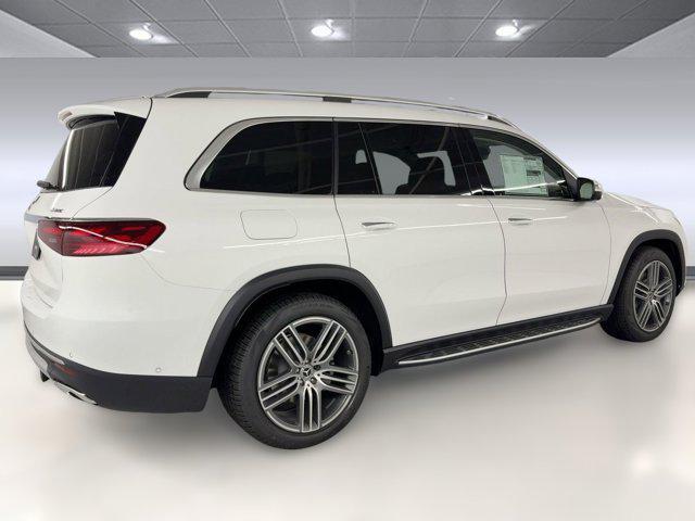 new 2026 Mercedes-Benz GLS 450 car