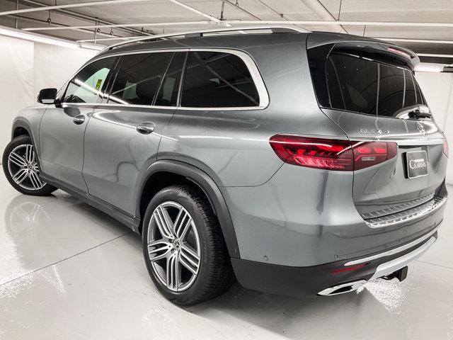 new 2025 Mercedes-Benz GLS 450 car