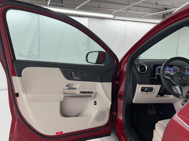 new 2026 Mercedes-Benz GLA 250 car, priced at $46,705