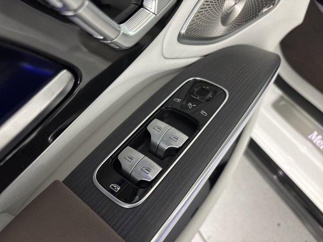 new 2025 Mercedes-Benz EQS 450 car, priced at $107,835
