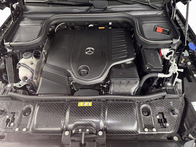 new 2025 Mercedes-Benz GLS 450 car