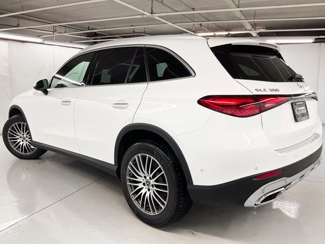 new 2025 Mercedes-Benz GLC 300 car, priced at $51,725