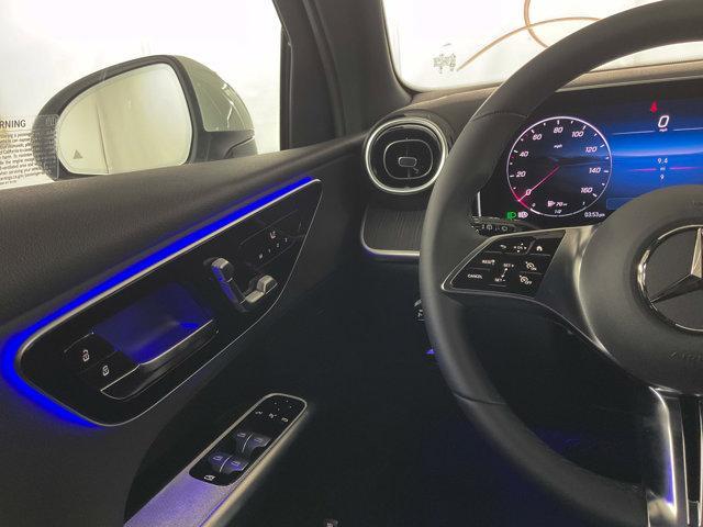 new 2025 Mercedes-Benz GLC 300 car, priced at $51,725