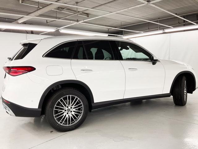 new 2025 Mercedes-Benz GLC 300 car, priced at $51,725