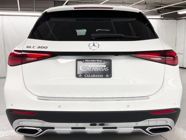 new 2025 Mercedes-Benz GLC 300 car, priced at $51,125