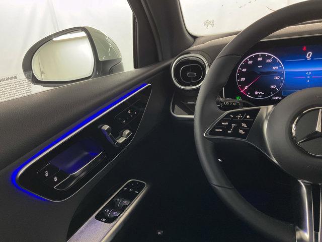 new 2025 Mercedes-Benz GLC 300 car, priced at $51,725