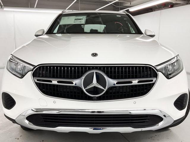 new 2025 Mercedes-Benz GLC 300 car, priced at $51,725