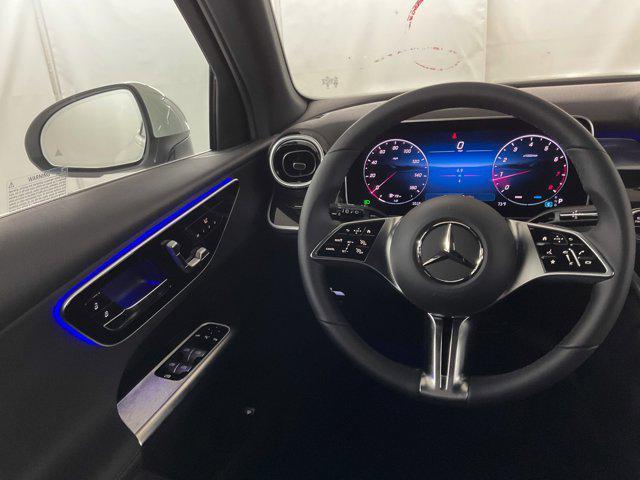 new 2025 Mercedes-Benz GLC 300 car, priced at $51,725
