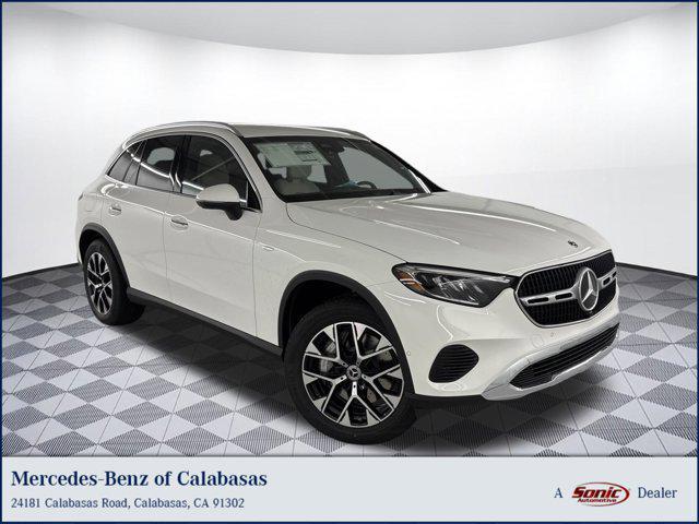 new 2025 Mercedes-Benz GLC 350e car, priced at $61,700
