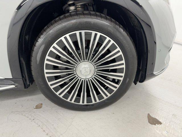 new 2025 Mercedes-Benz Maybach EQS 680 car, priced at $205,350