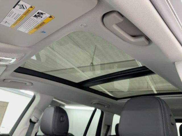 new 2026 Mercedes-Benz GLS 450 car