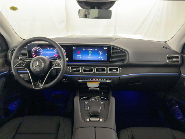 new 2026 Mercedes-Benz GLS 450 car