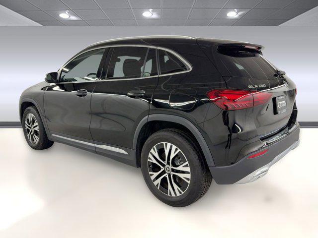 used 2025 Mercedes-Benz GLA 250 car, priced at $35,488