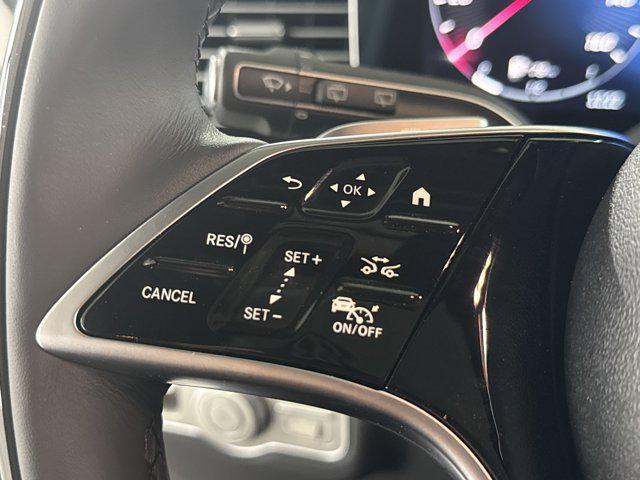 new 2025 Mercedes-Benz GLS 450 car