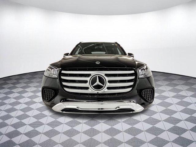 new 2025 Mercedes-Benz GLS 450 car