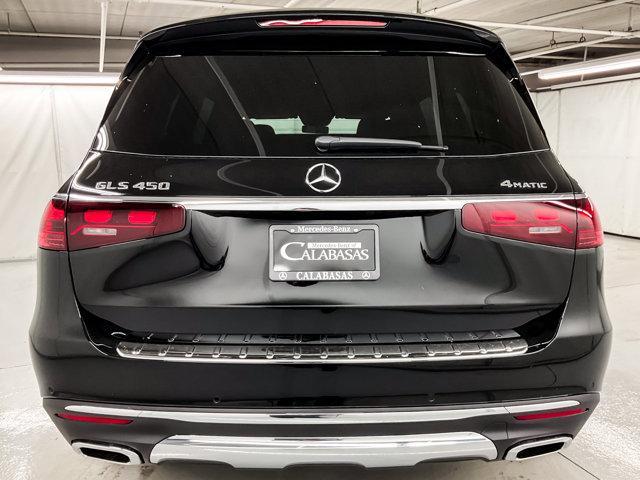 new 2025 Mercedes-Benz GLS 450 car