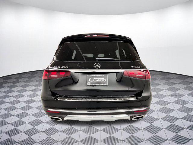 new 2025 Mercedes-Benz GLS 450 car