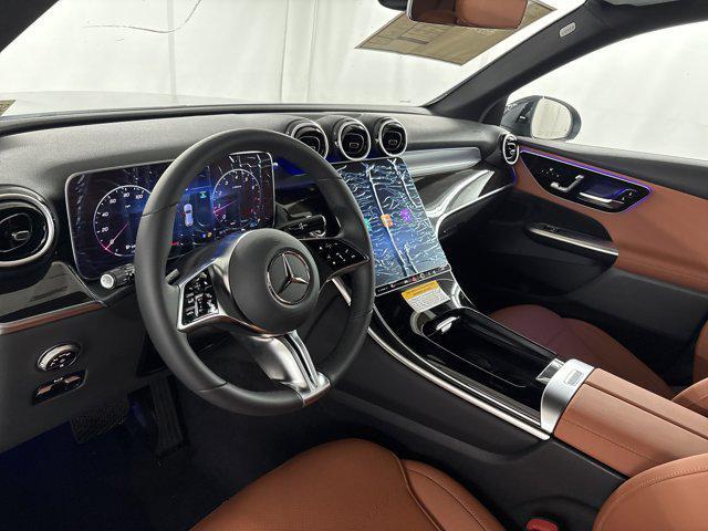 new 2025 Mercedes-Benz GLC 300 car, priced at $51,125
