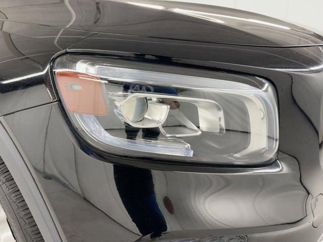 used 2020 Mercedes-Benz GLB 250 car, priced at $20,696
