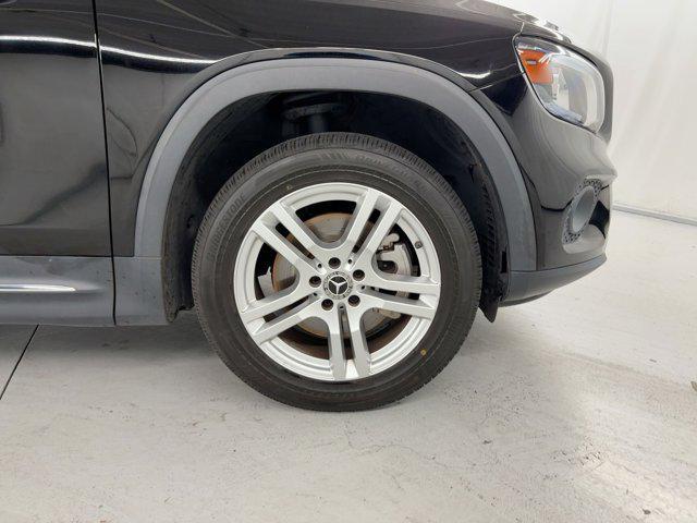used 2020 Mercedes-Benz GLB 250 car, priced at $20,696
