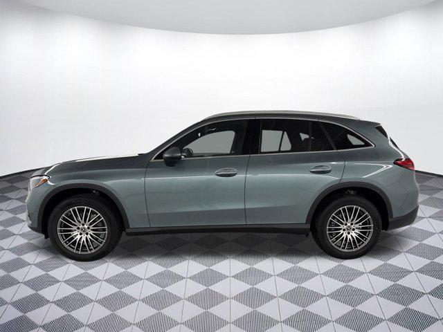 new 2025 Mercedes-Benz GLC 300 car, priced at $53,975
