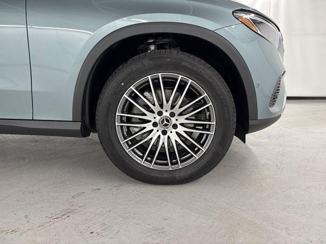 new 2025 Mercedes-Benz GLC 300 car, priced at $53,975