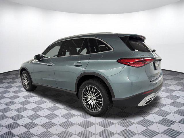 new 2025 Mercedes-Benz GLC 300 car, priced at $53,975