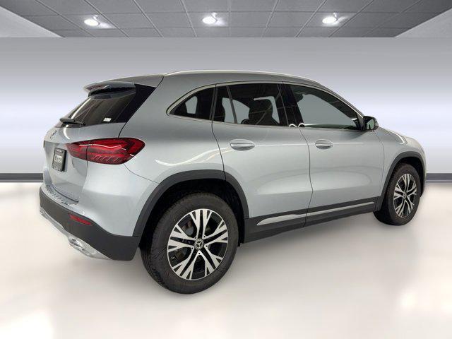 new 2026 Mercedes-Benz GLA 250 car, priced at $44,530