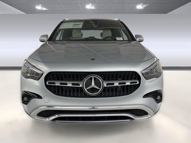 new 2026 Mercedes-Benz GLA 250 car, priced at $44,530