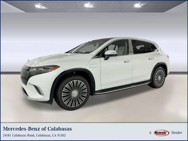 new 2025 Mercedes-Benz Maybach EQS 680 car, priced at $186,000