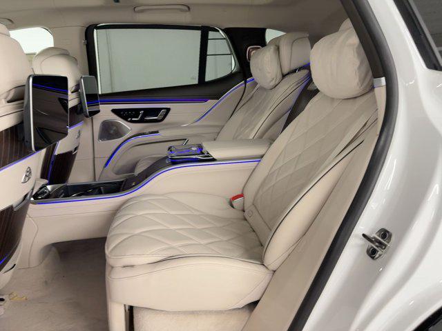 new 2025 Mercedes-Benz Maybach EQS 680 car, priced at $186,000