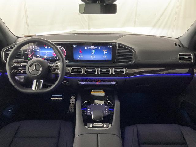 new 2025 Mercedes-Benz GLS 450 car