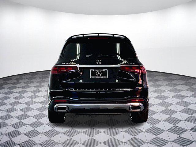 new 2025 Mercedes-Benz GLS 450 car