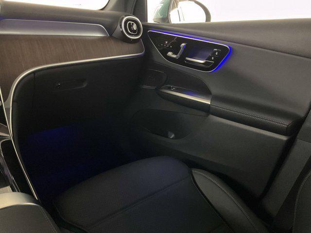 new 2025 Mercedes-Benz GLC 300 car, priced at $52,685