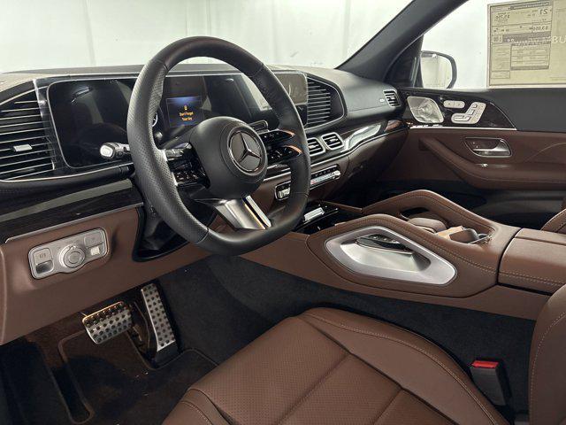 new 2025 Mercedes-Benz GLS 450 car