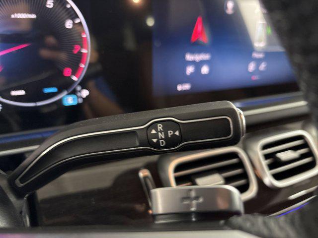 new 2025 Mercedes-Benz GLS 450 car