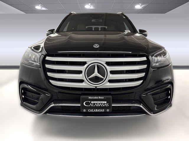 new 2025 Mercedes-Benz GLS 450 car